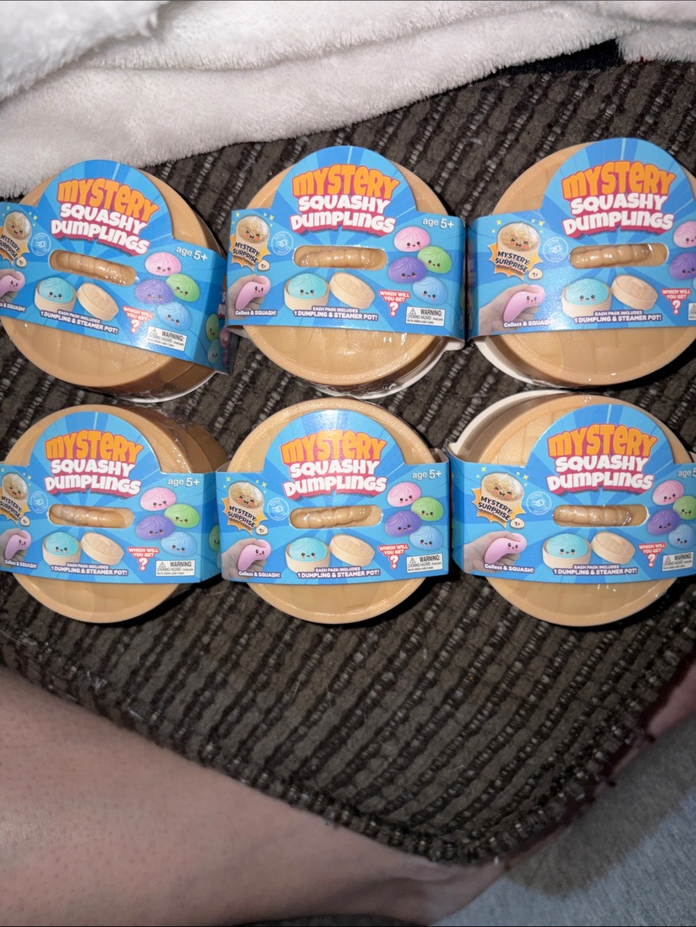 6 mystery squishy dumpling